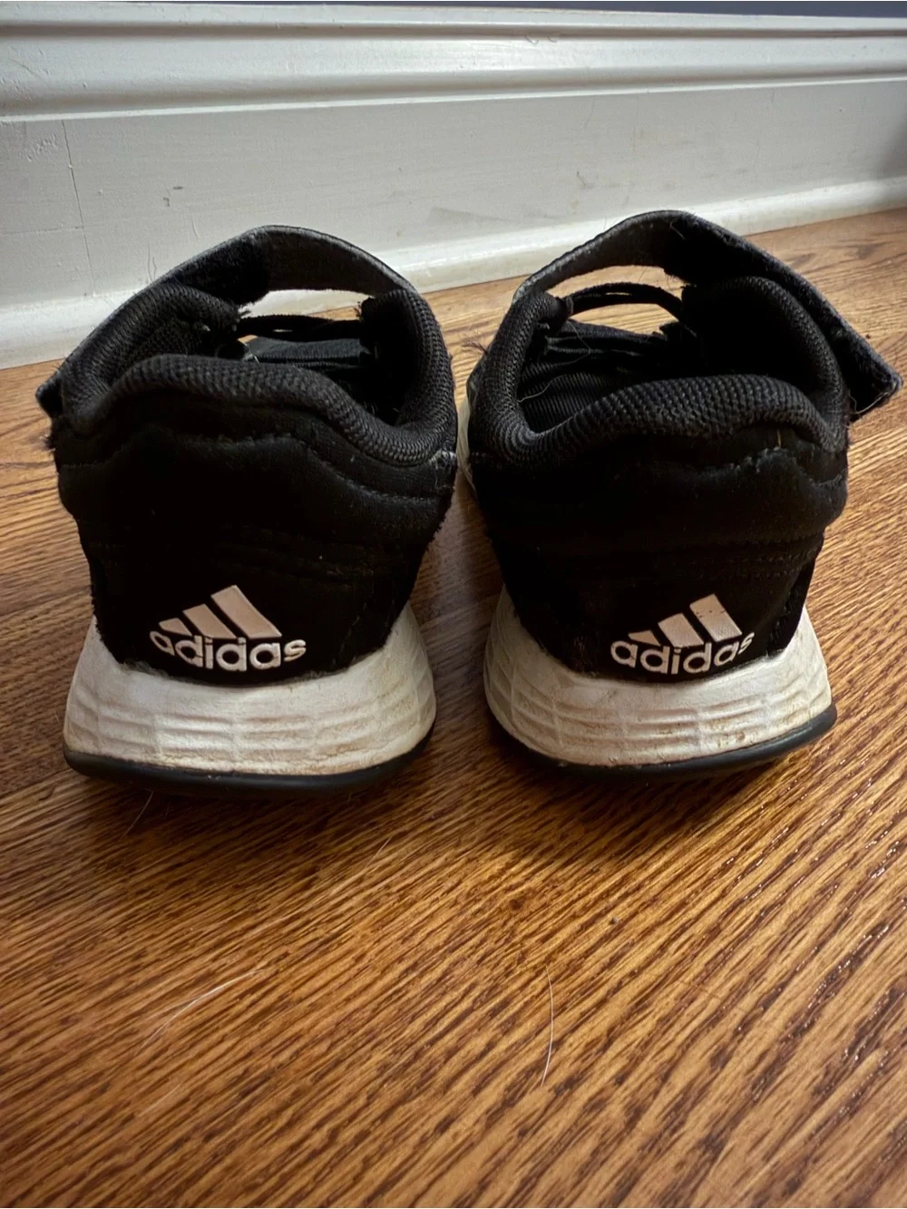 Adidas Sneakers 10k